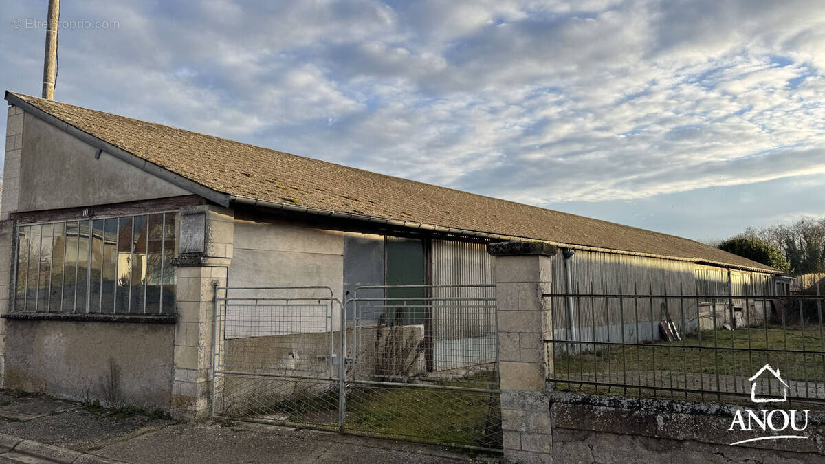 Commerce à BONNEVAL