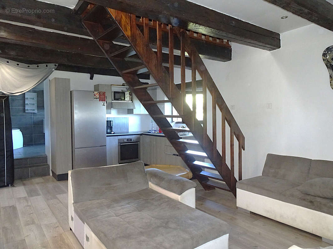 Appartement à PIERREFEU-DU-VAR