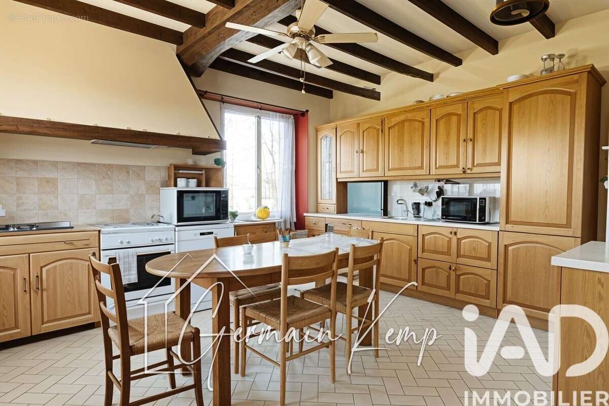 Photo 5 - Maison à LA BATIE-MONTGASCON
