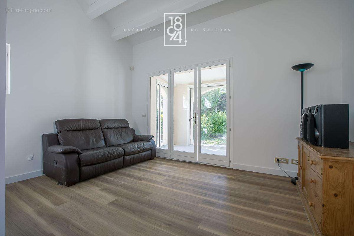 Maison à MARSEILLE-10E