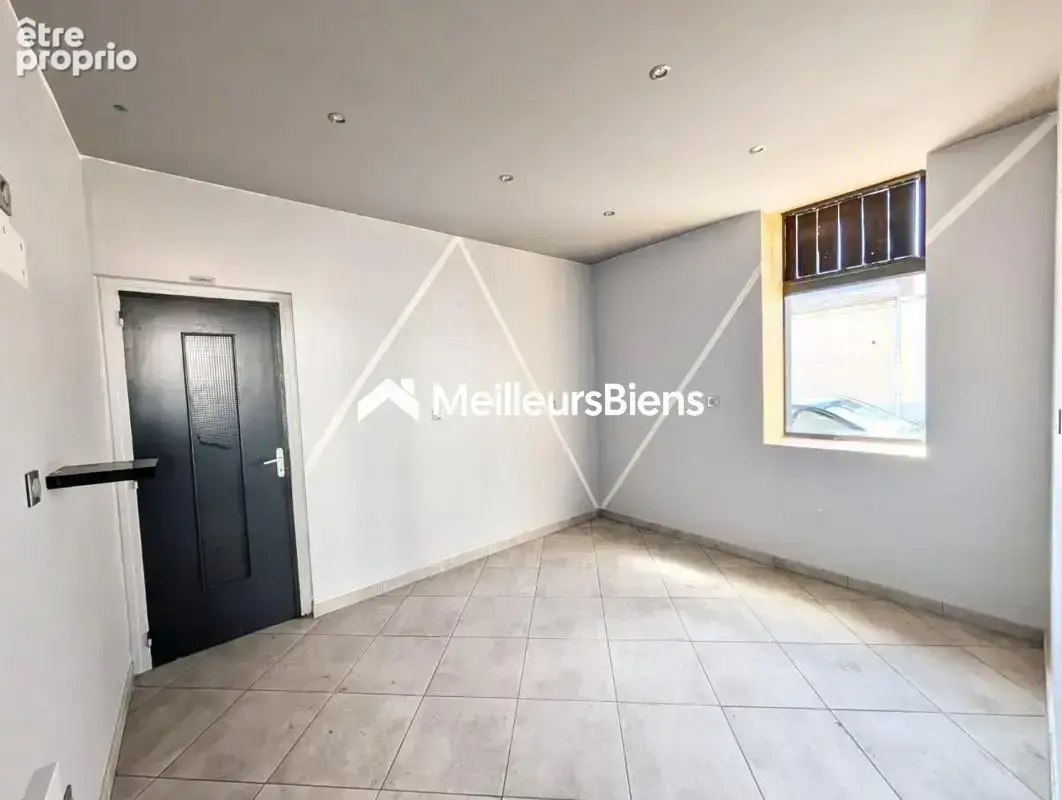 Immeuble 108 m² à Châteaudun 28200 avec local commercial et habitation - photo 6