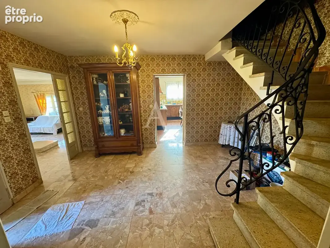 Maison Nimes 6 pièce(s) 150 m2 - photo 7