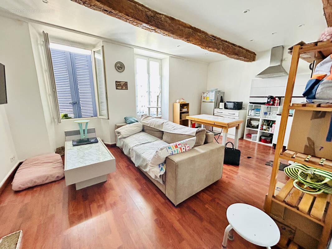 Appartement à LA VALETTE-DU-VAR