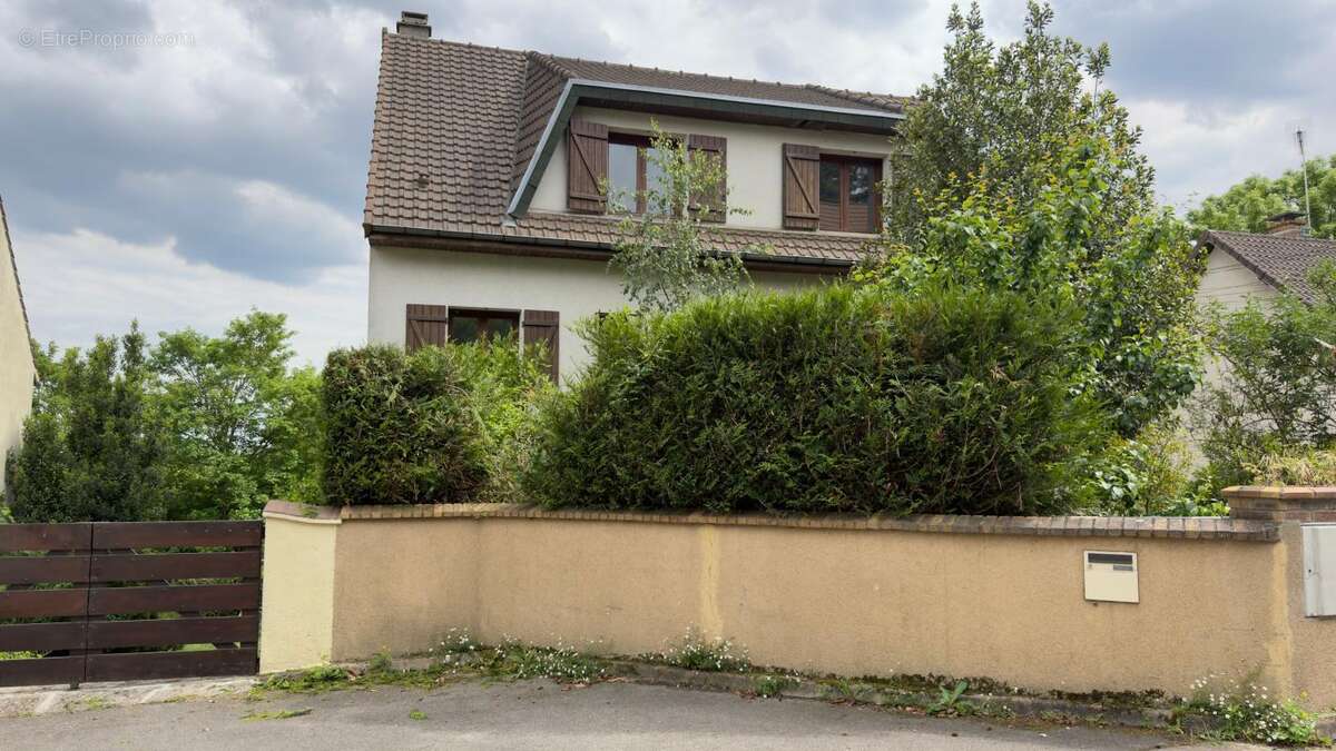 Maison à NEUILLY-PLAISANCE