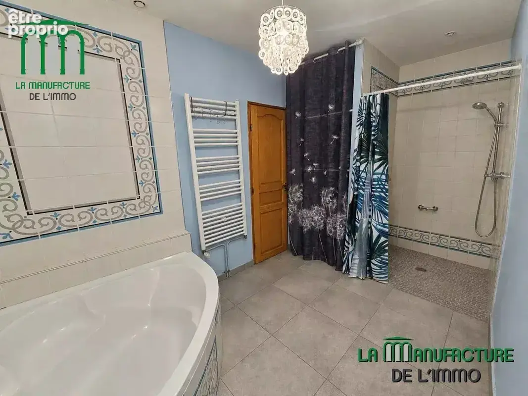 T4 de 122 m² avec jardin privatif et dependance - photo 10