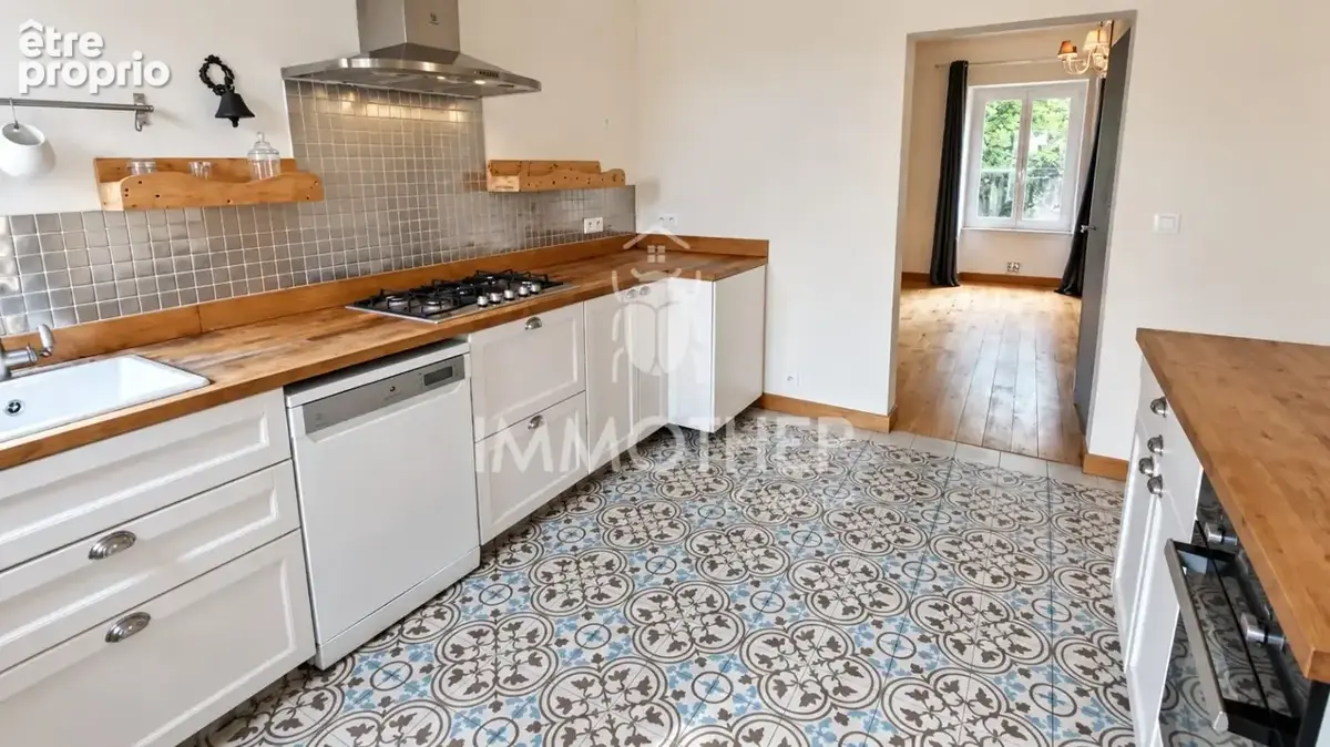 Maison 7 pièces 160 m² à vendre à Viriville (38980) - photo 5