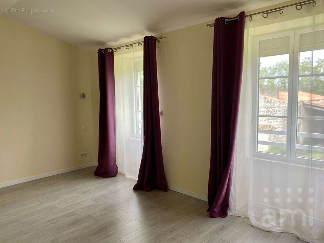 Maison Aiffres - photo 14