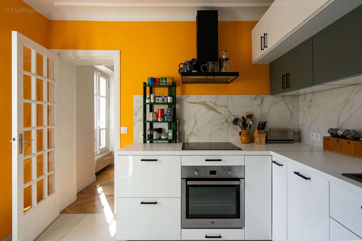 Appartement à PARIS-3E