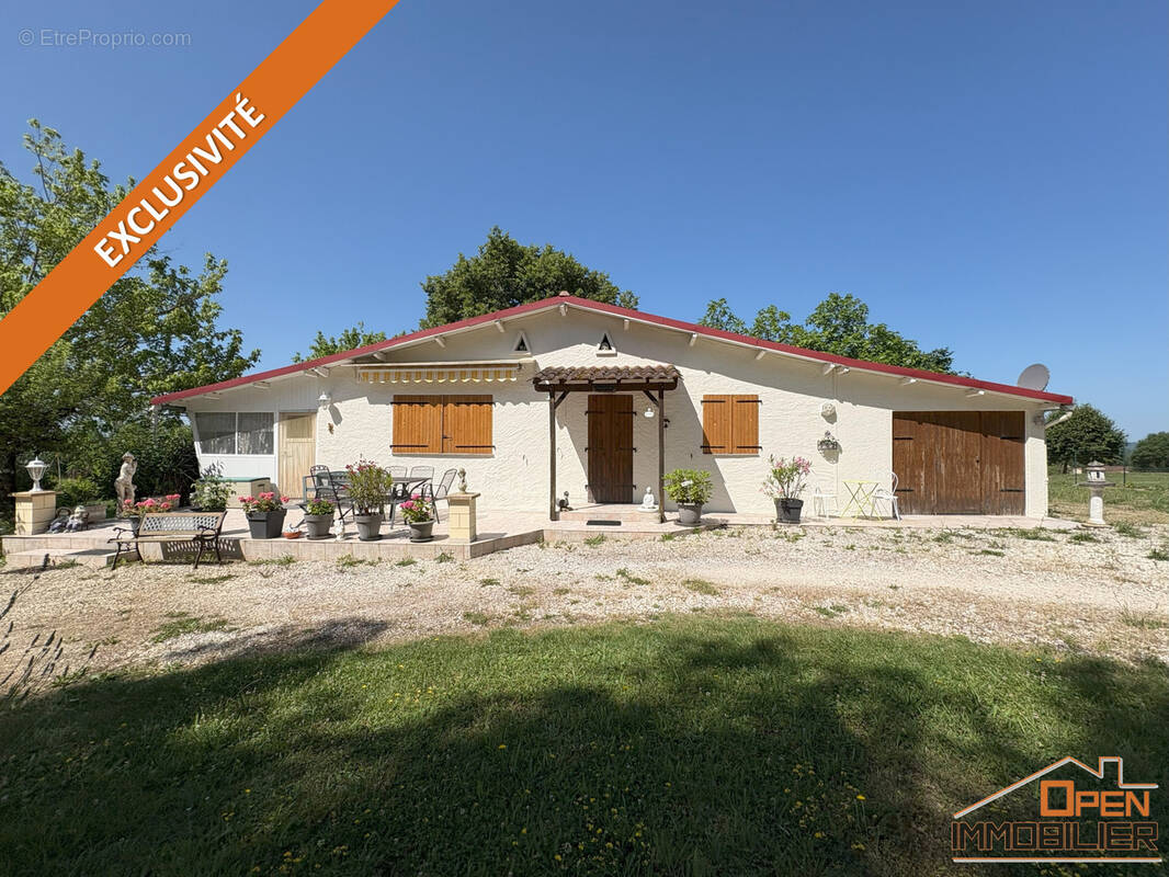 Maison à NADAILLAC-DE-ROUGE