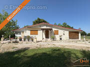 Maison à NADAILLAC-DE-ROUGE