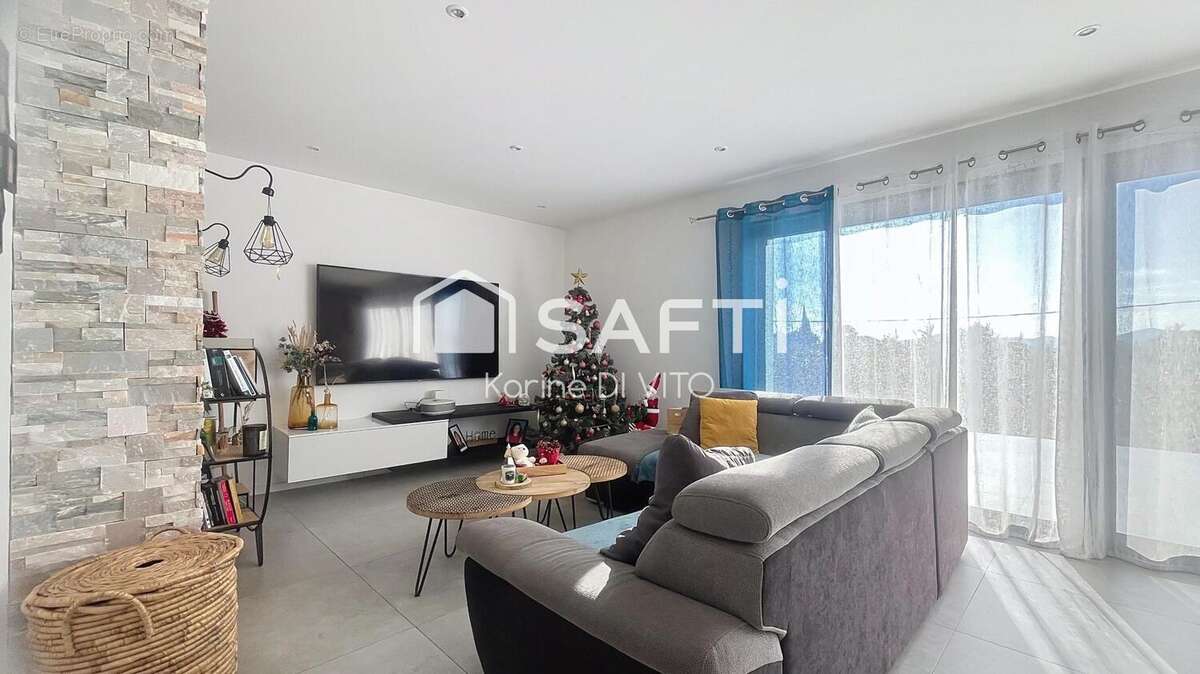 Photo 3 - Maison à PUGET-SUR-ARGENS