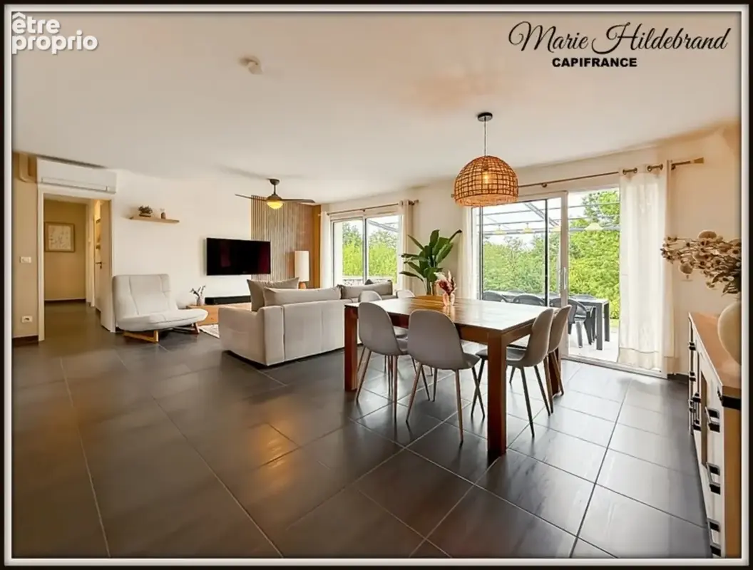 Maison récente de plain-pied – 4 chambres – piscine – terrain 2 349 m² - photo 9