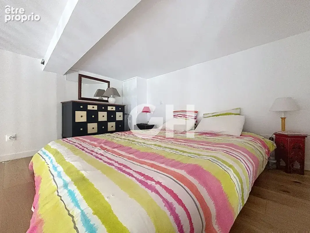 Paris 11 - Loft atypique refait à neuf avec mezzanine - photo 5