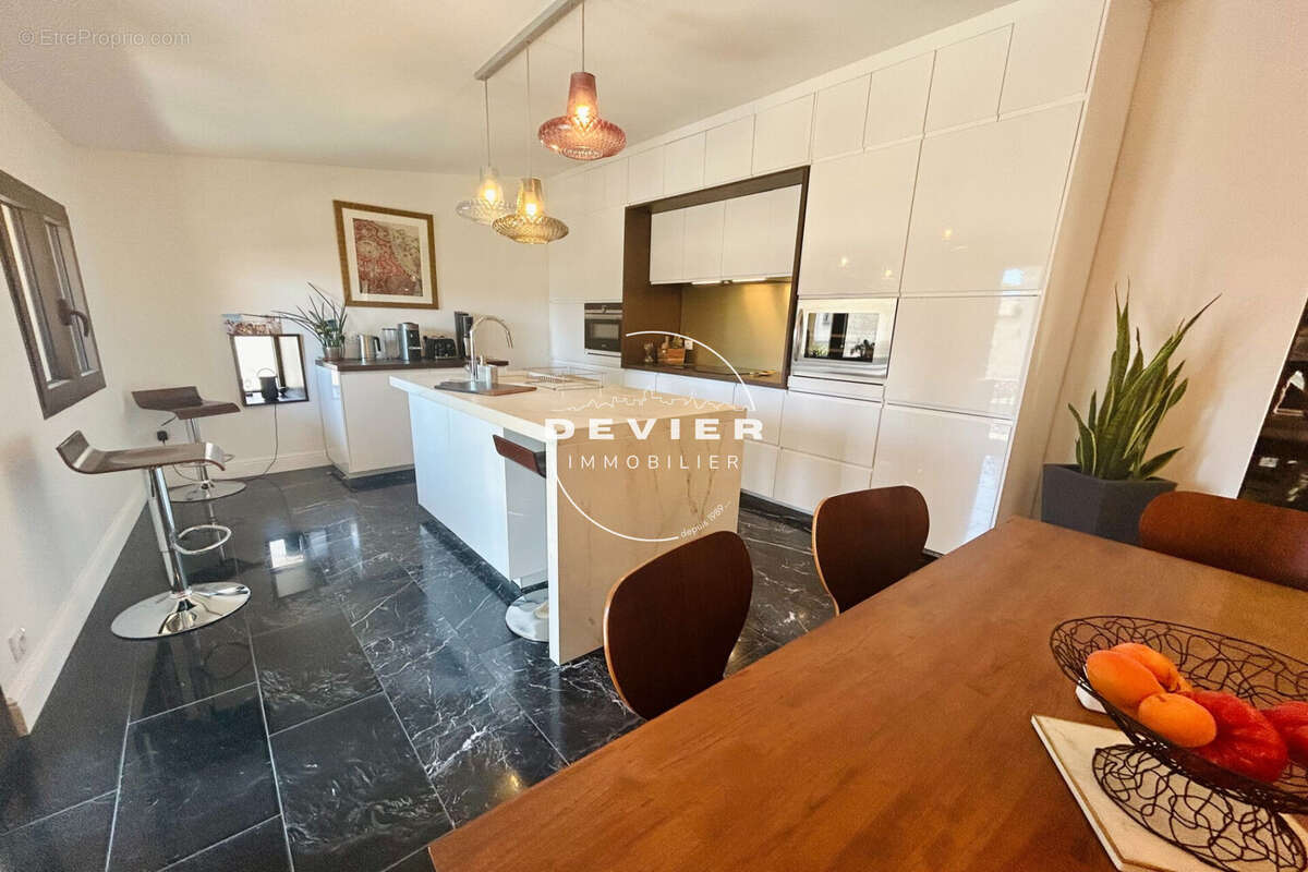 Maison à SAINT-GENIES-DES-MOURGUES