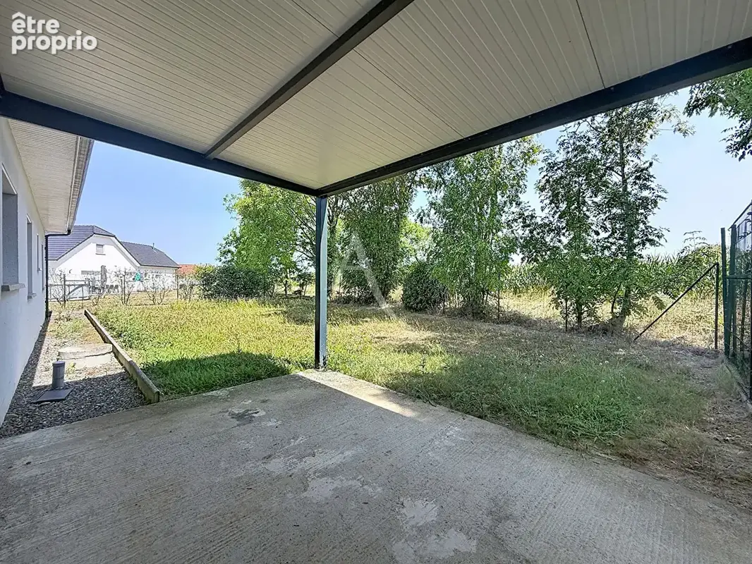 Cescau Maison mitoyenne par garage / 3 chambres / Grand Jardin / 2 Pergolas - photo 9