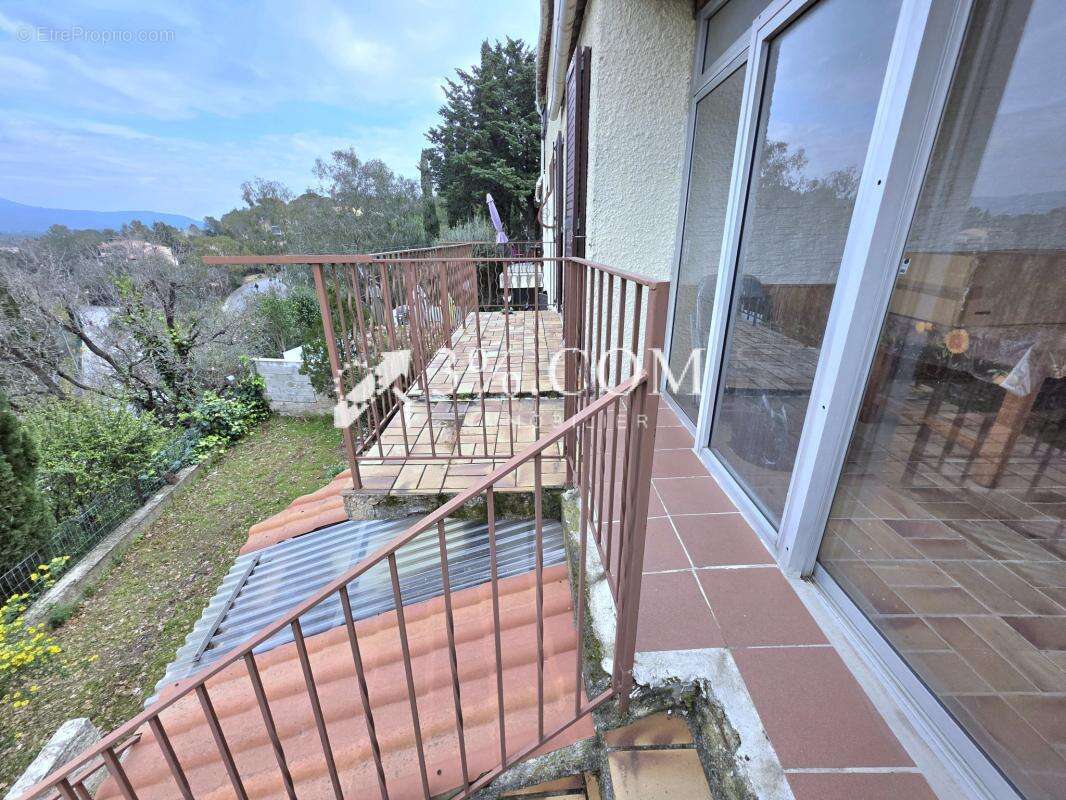 Maison à SAINT-RAPHAEL