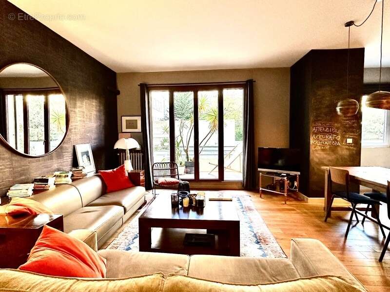 Appartement à MARSEILLE-8E