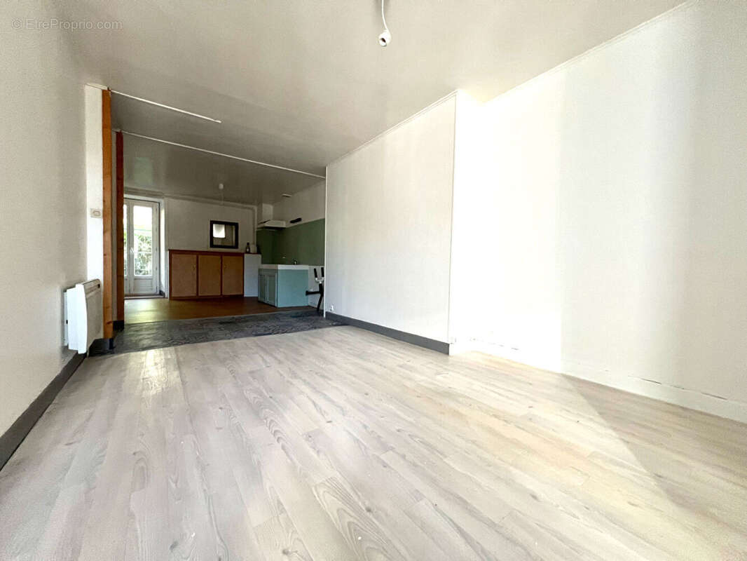 Appartement à LAROQUEBROU