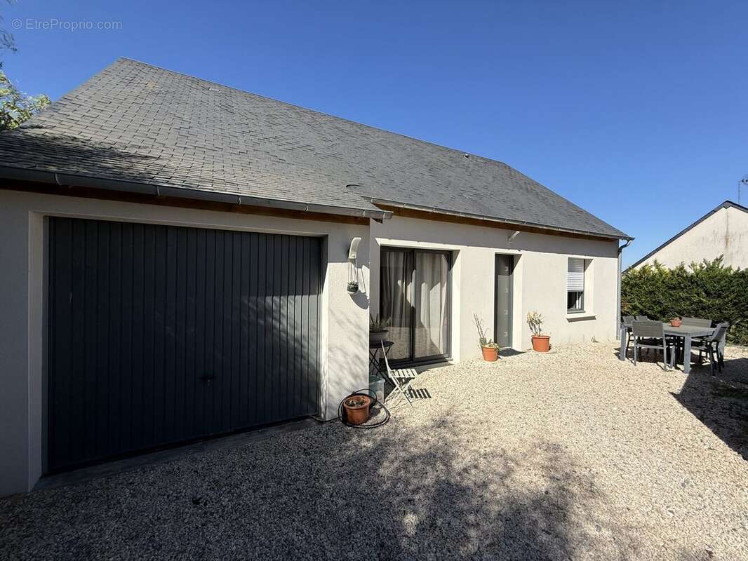 Maison à VEIGNE