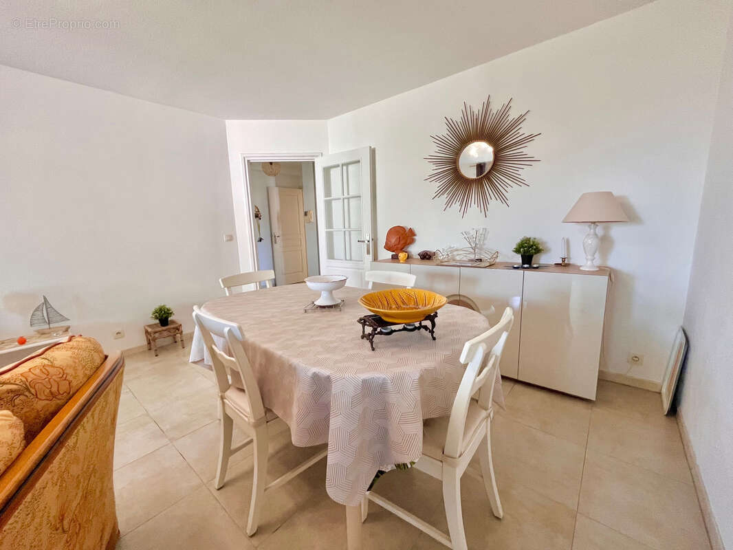 Appartement à FREJUS