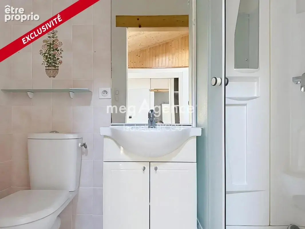 SAINT-PIERRE D'OLERON - La Chefmalière – Ensemble immobilier 196 m² habitables, chai en pierre et dépendances sur env. 1600 m² - photo 12