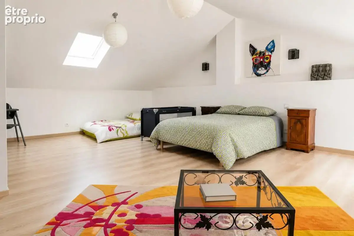Maison de 6 pièces de 165 m² à La Truchère - photo 3