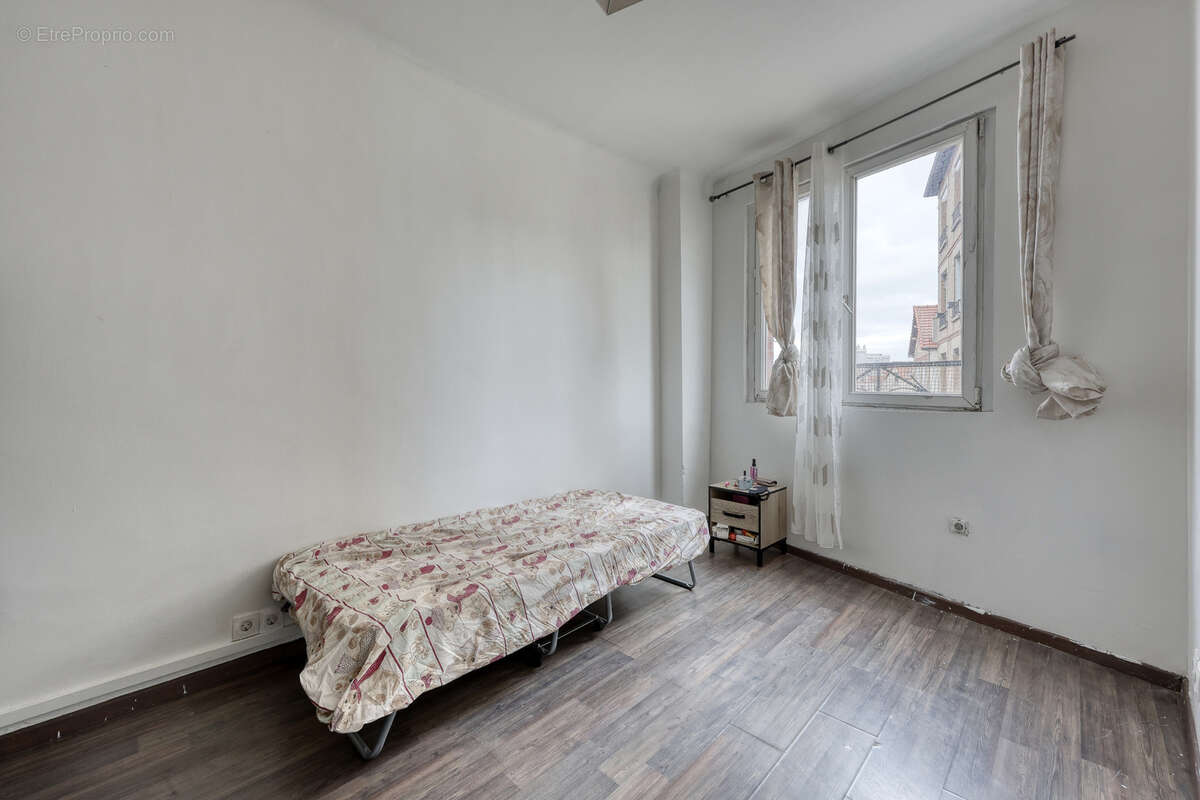 Appartement à NANTERRE