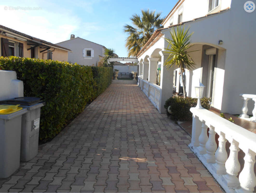 Maison à ROGNAC