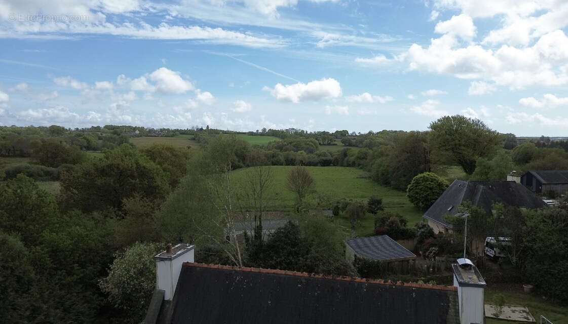 Maison à ERGUE-GABERIC