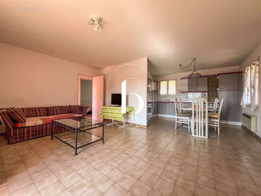 Maison à GOUDARGUES