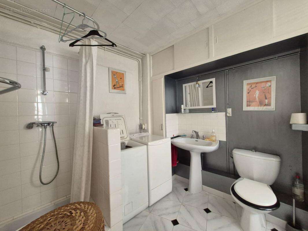 Maison 185 m² à L'isle-D'espagnac  - photo 9