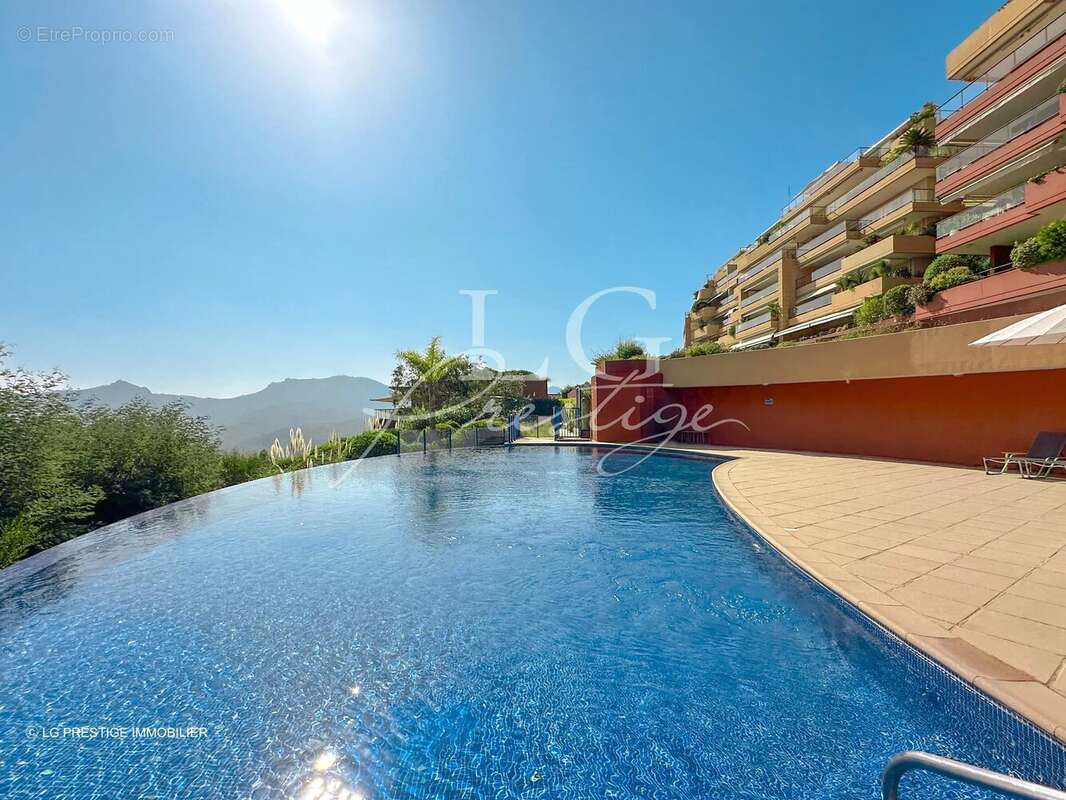 Appartement à MANDELIEU-LA-NAPOULE