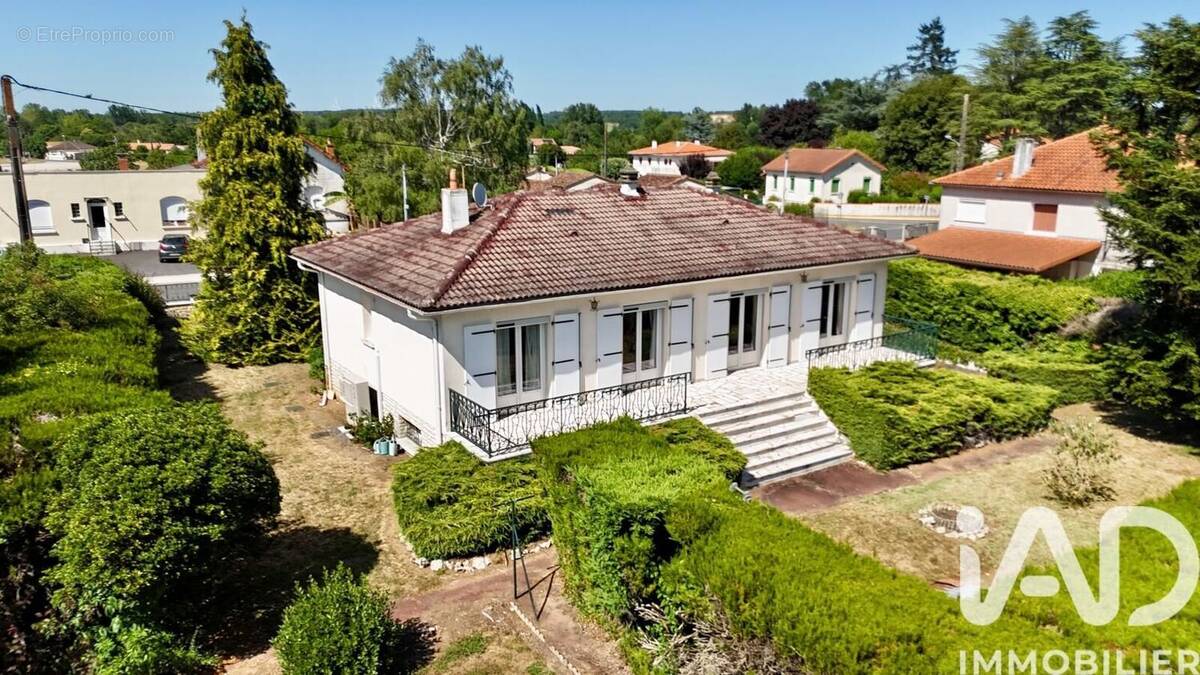 Photo 1 - Maison à MANSLE