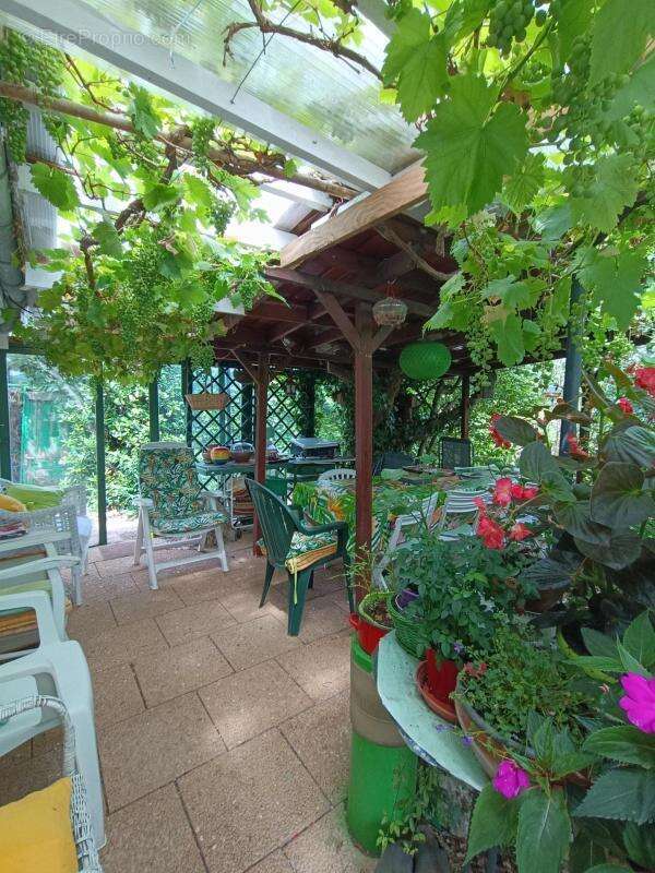 Maison à MONTAIN