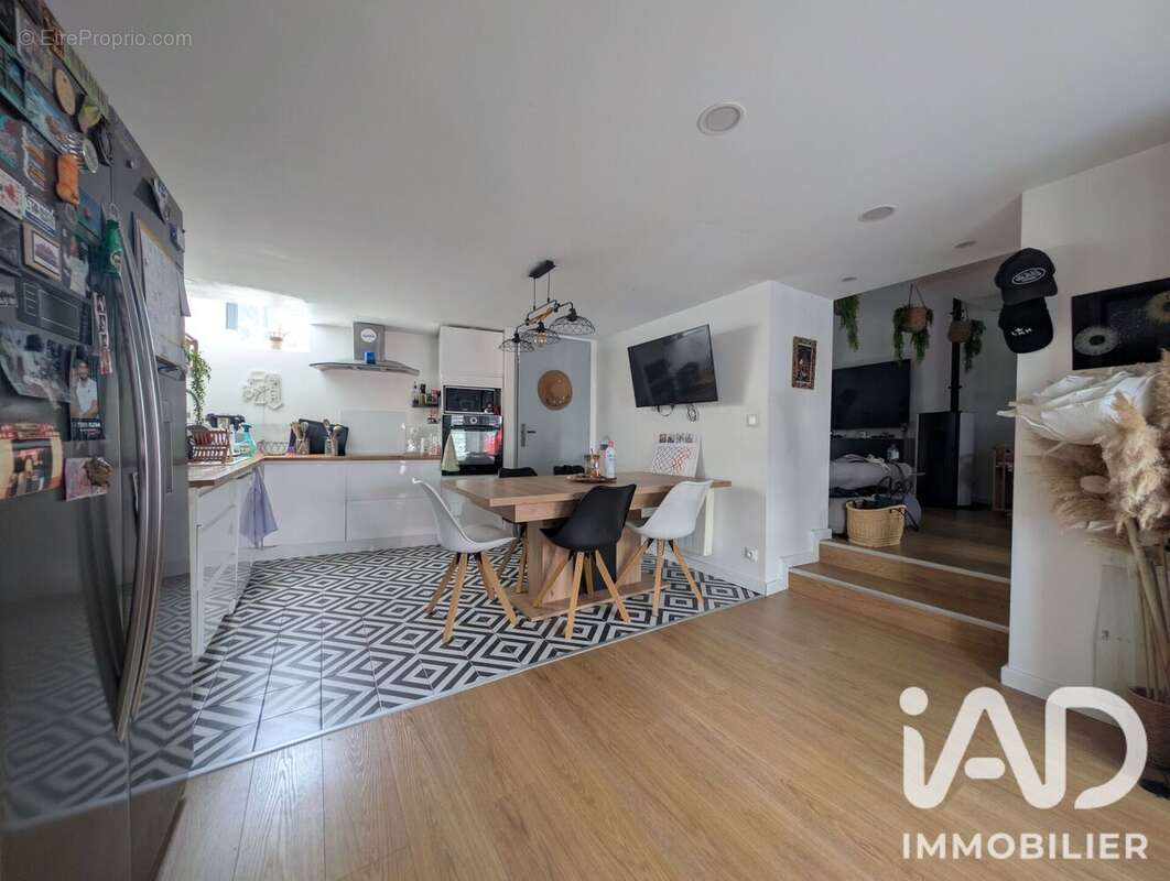 Maison 87 m² à Quimperle  - photo 2