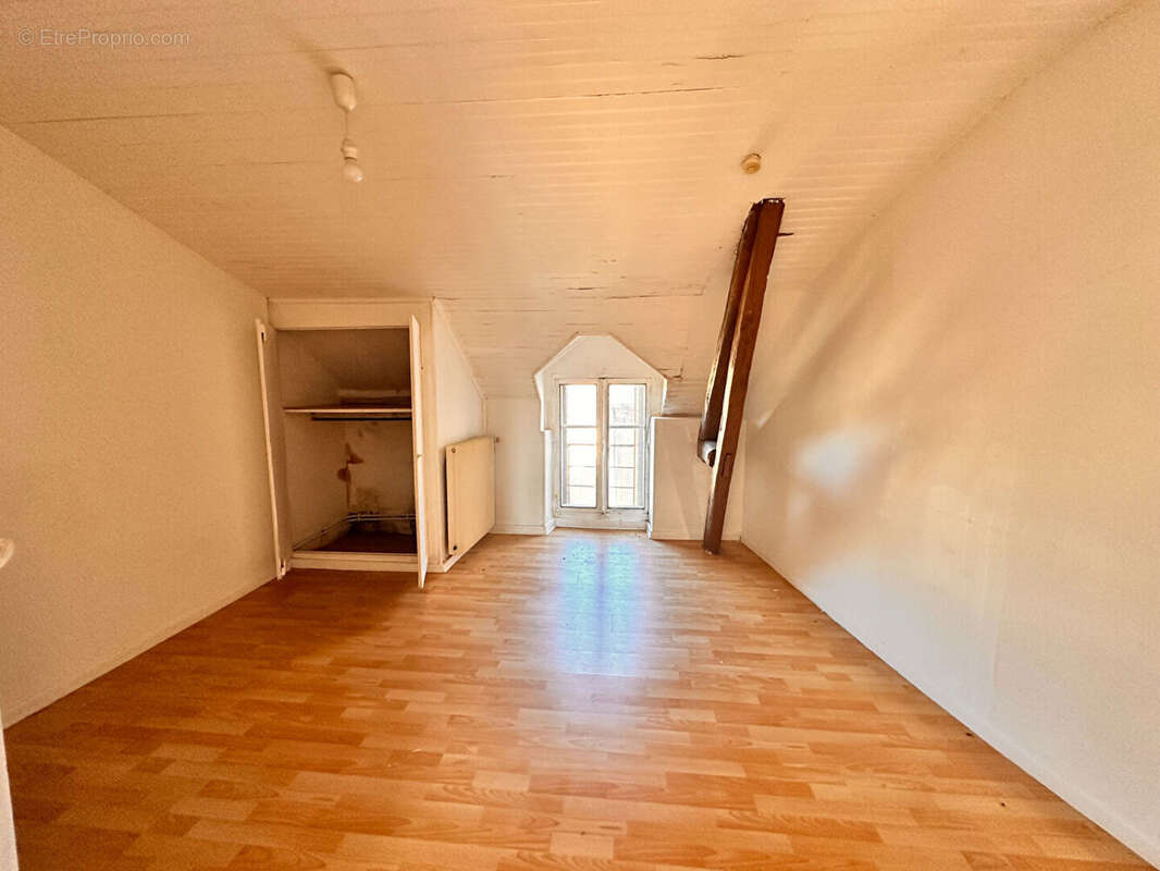 Maison à AUBIGNY-SUR-NERE