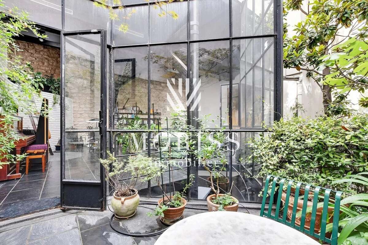 Appartement à PARIS-11E