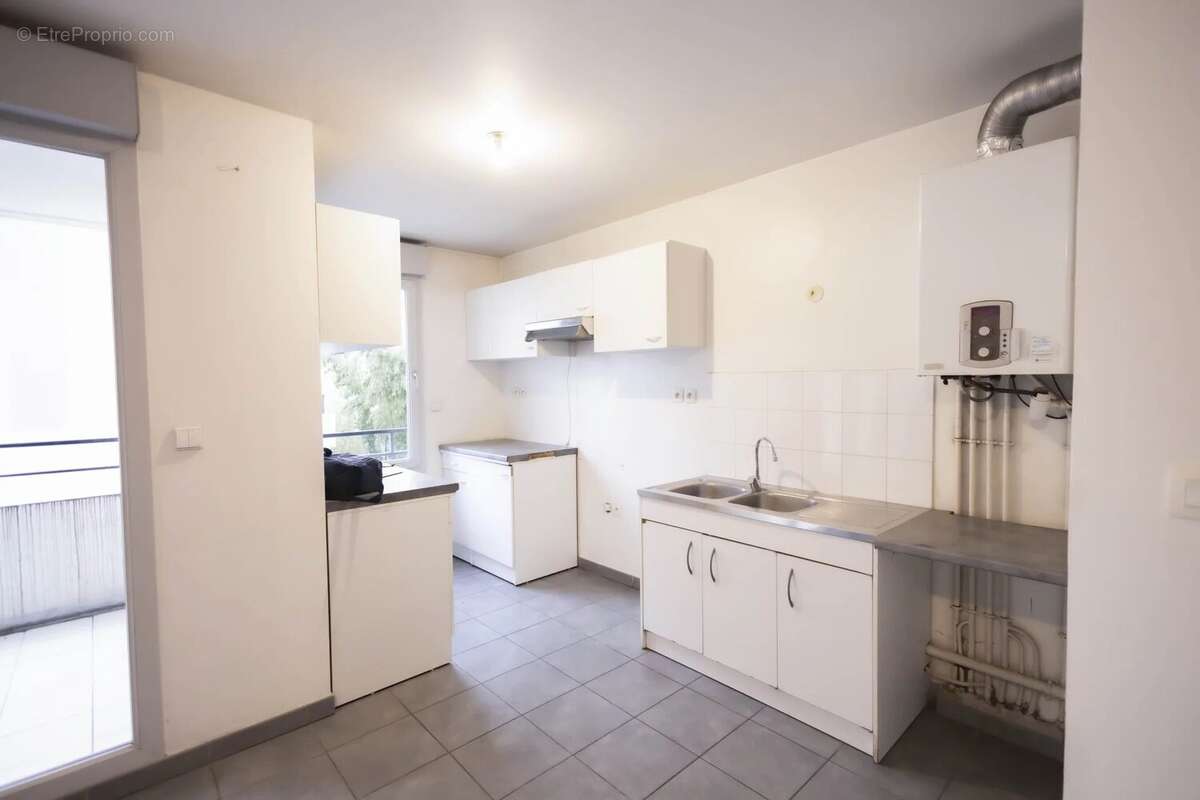 Appartement à LYON-9E