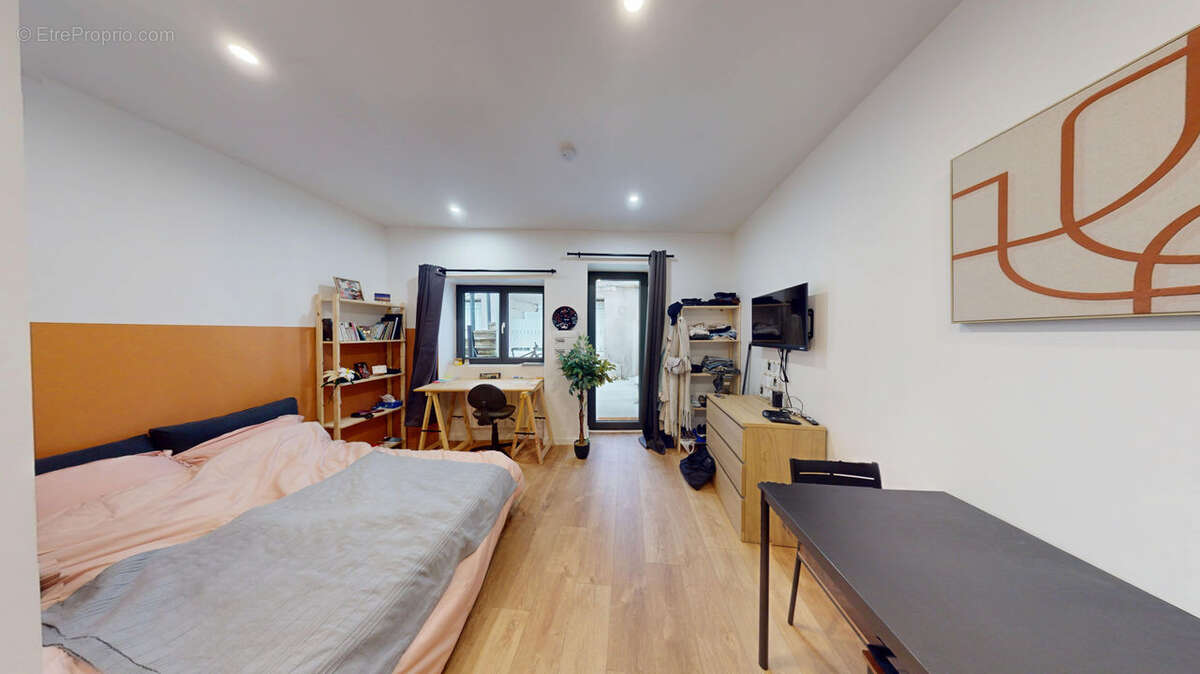 Appartement à SAINT-ETIENNE