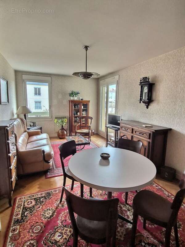 Photo 3 - Appartement à CALUIRE-ET-CUIRE