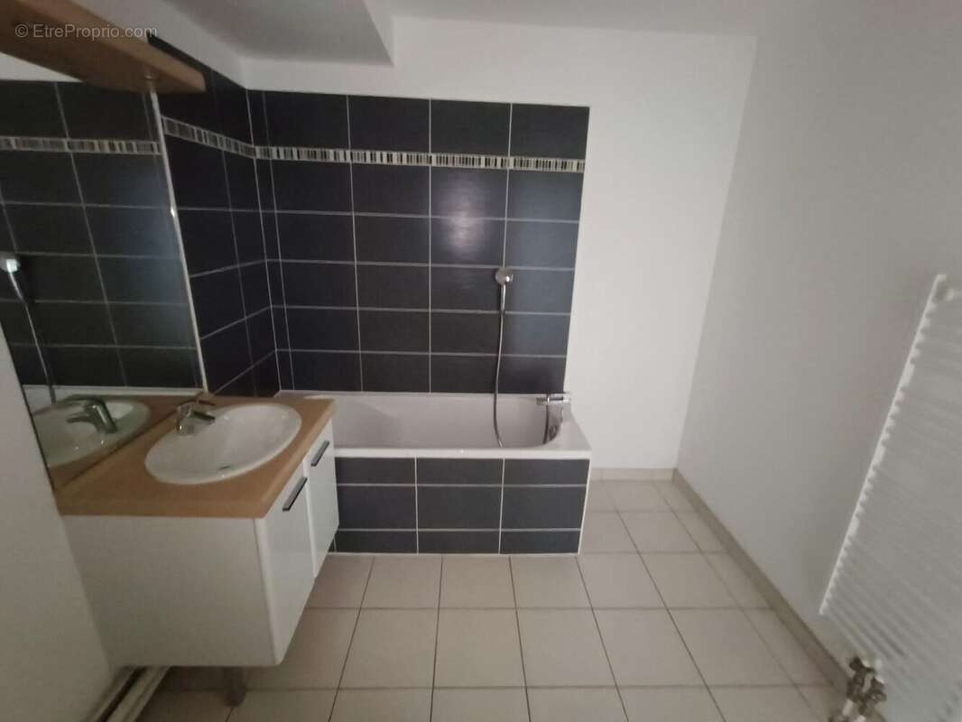 Photo 8 - Appartement à WATTIGNIES