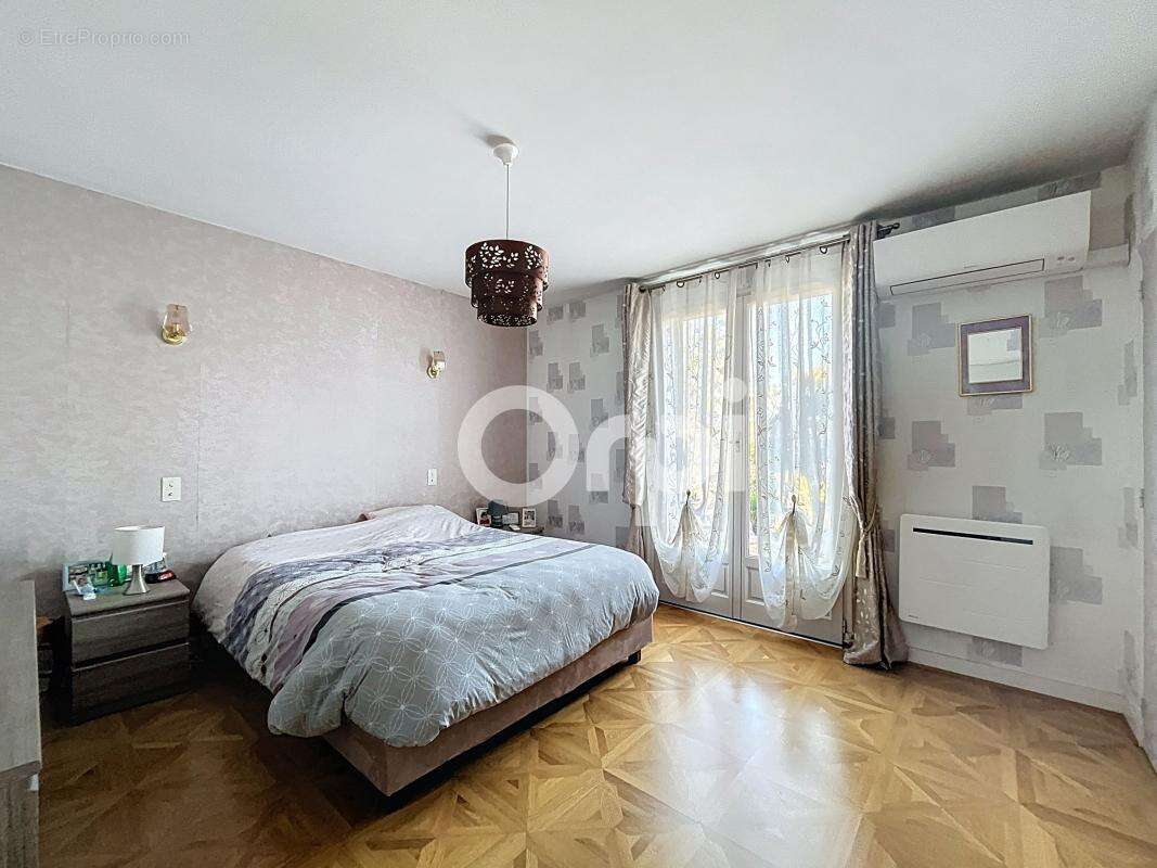 Maison à COSNAC