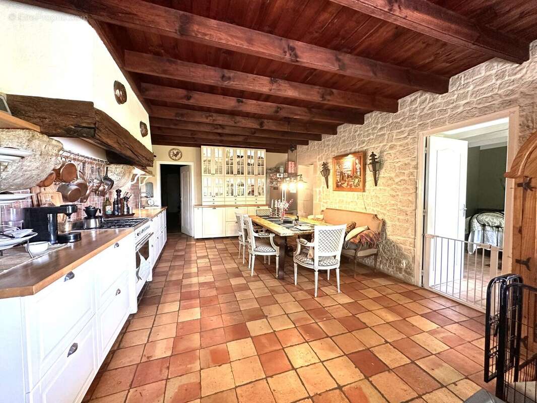 Maison 150 m² à Pardaillan  - photo 3