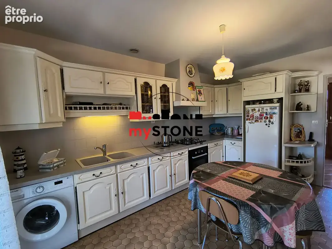 ARS SUR FORMANS - Maison 138 m² 4 CH sur un terrain de 677 m² - photo 6