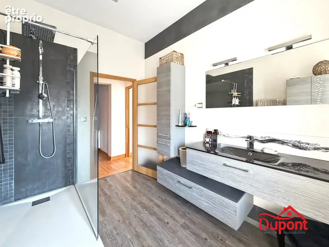 Maison 233 m² à Caudry  - photo 4