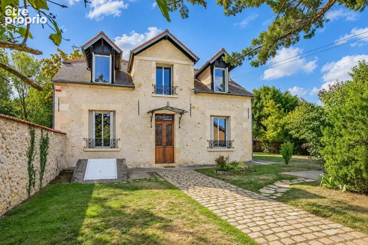 Photo Maison à Breuil-Le-Sec au prix de 366 000€