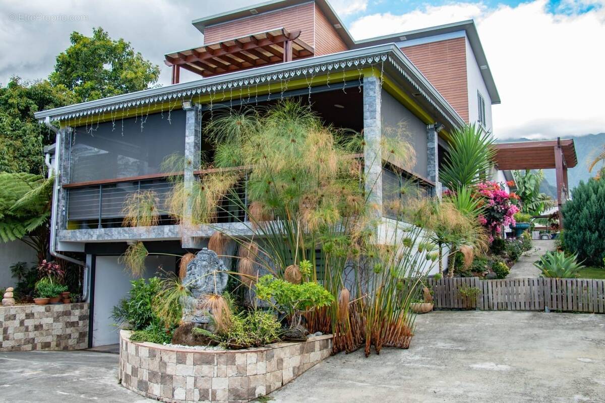 Maison à ENTRE-DEUX