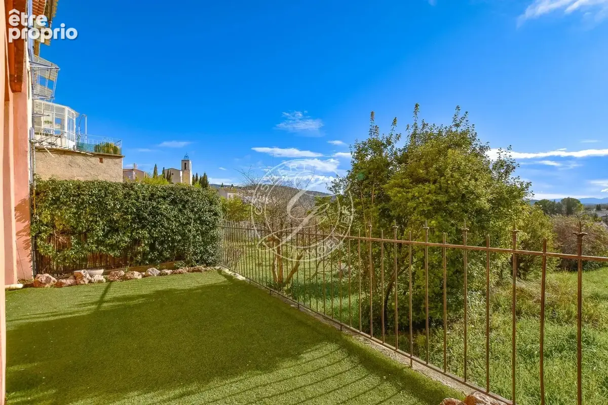Photo Appartement à Flayosc au prix de 145 000€