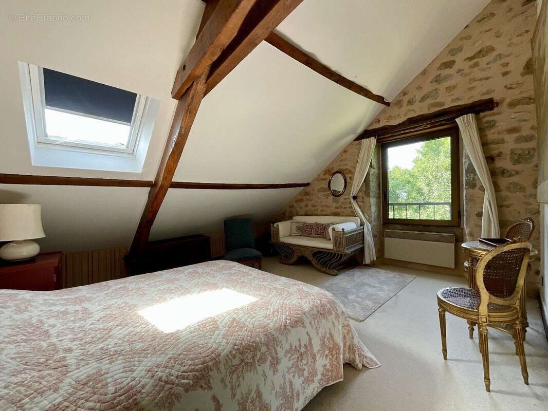 Corps de ferme - 300m2 hab. - 2,5 ha - photo 9