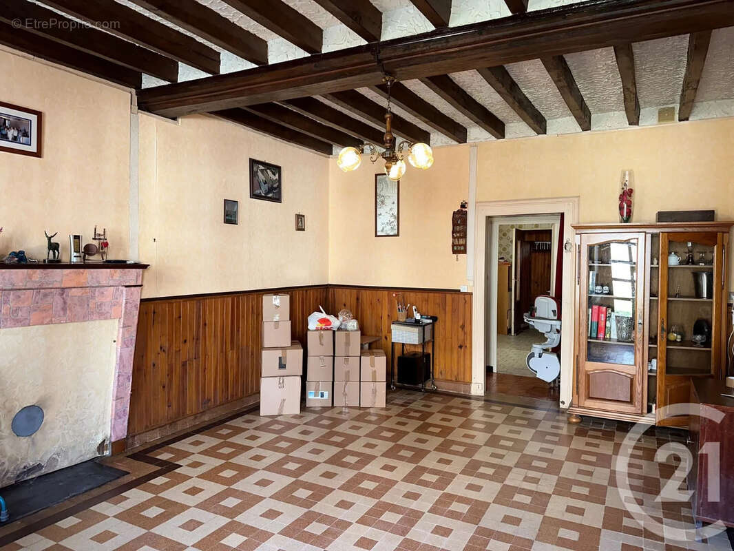 Maison à SURY-ES-BOIS